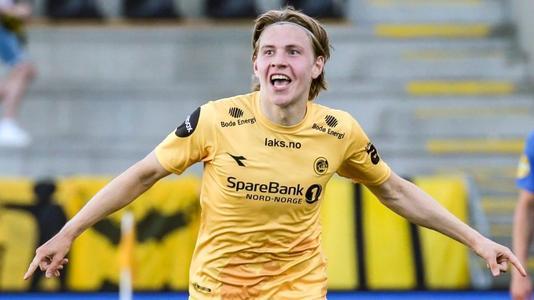 是阿卡丽 是阿卡丽